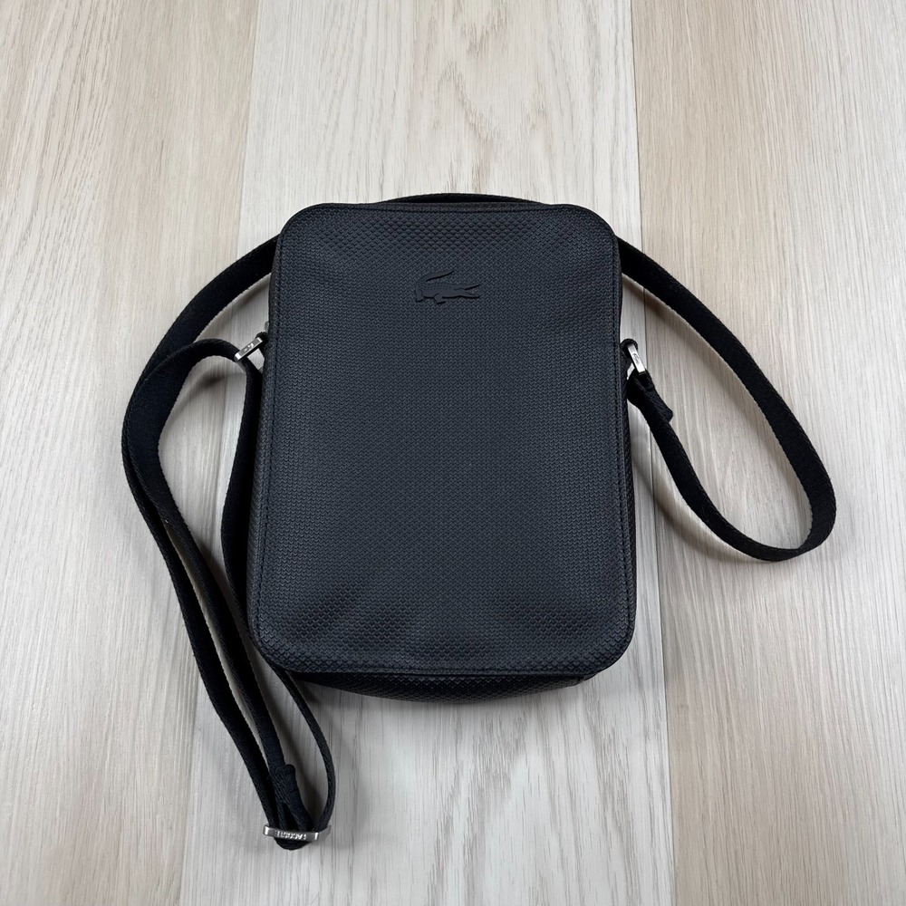 Lacoste Mens Black Polyamide Lining Chantaco Zip Closure Crossbody Camera Bag